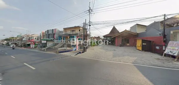 image TANAH BONUS BANGUNAN DI JALAN UTAMA KARANGPLOSO (1)