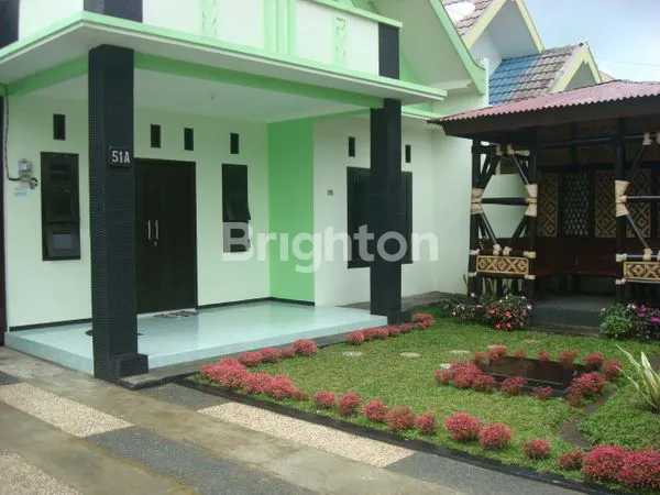 image VILLA KELUARGA DEKAT MUSEUM ANGKUT BATU (1)