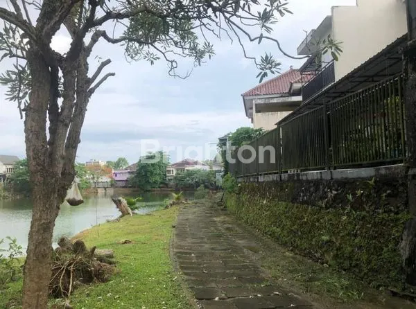 image RUMAH CANTIK DIJUAL DI PERUMAHAN VILLA TAMARA (4)