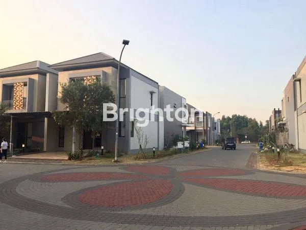 image RUMAH 2 LANTAI THE MOZIA BSD (3)