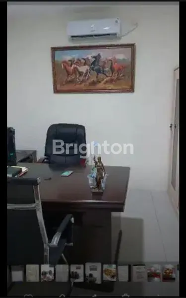 image RUKO INTERIOR MODERN SERTIFIKAT SHM KOMERSIAL AREA KAWASAN SURAT IJO DI 0 JALAN RAYA NGAGEL SBY PUSAT  (4)