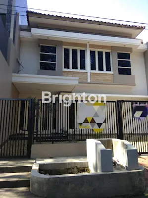 image RUMAH BARU GRESS ADA 2 JEJER PUTAT INDAH TENGAH SURABAYA (1)