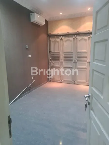 image RUMAH BAGUS SIAP HUNI DI MELATI MAS SERPONG (3)