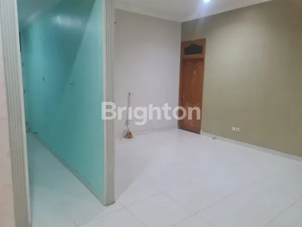 image RUMAH BAGUS SIAP HUNI DI MELATI MAS SERPONG (6)