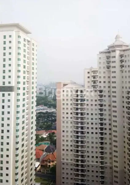 image HOOK LUAS LEBIH LEBAR APARTEMEN WATERPLACE TOWER A (5)