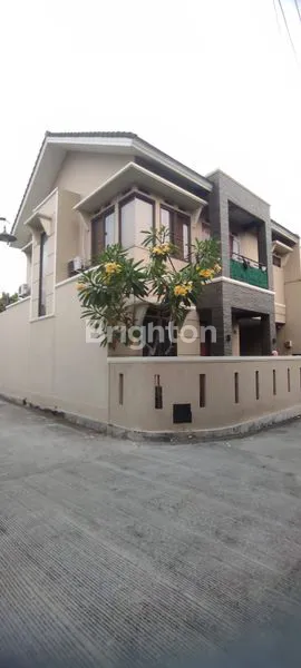 RUMAH CANTIK SIAP HUNI