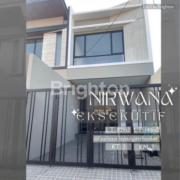 image RUMAH NIRWANA DEPAN TAMAN DEKAT MERR SURABAYA ROW JALAN 3 MOBIL (1)