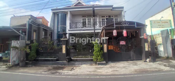 image RUMAH 5BR JALAN TELUK-TELUK (2)