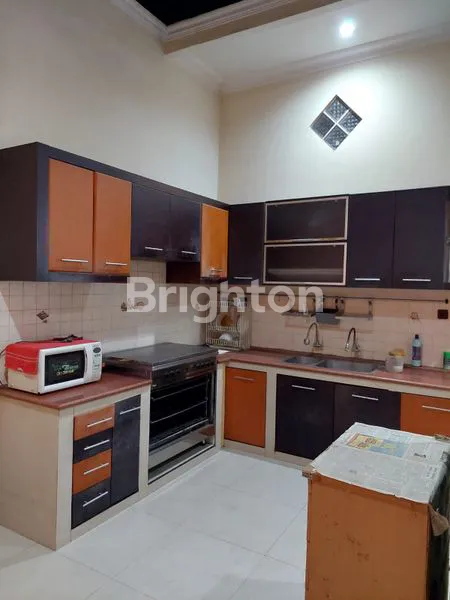 image RUMAH MEWAH PADEMANGAN (5)