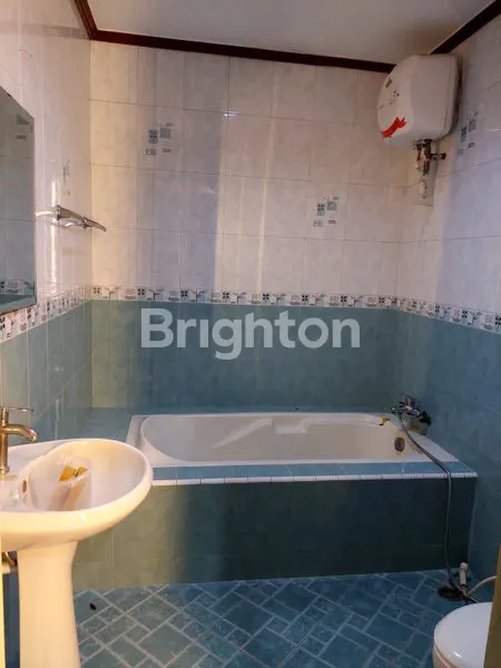 image RUMAH MEWAH PADEMANGAN (7)