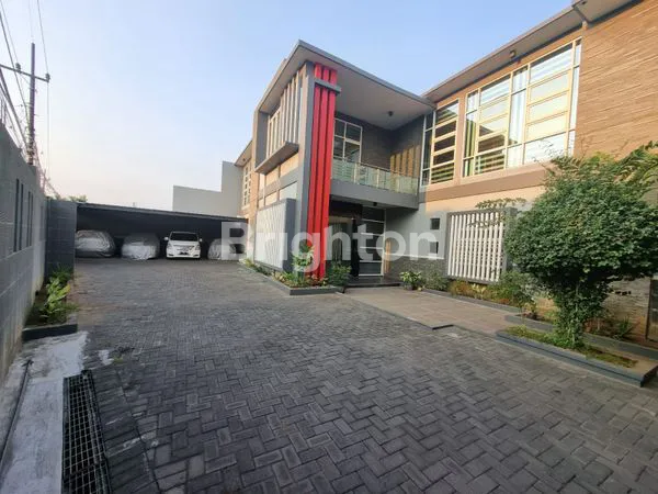 GUDANG KRAMAT LANGON GRESIK