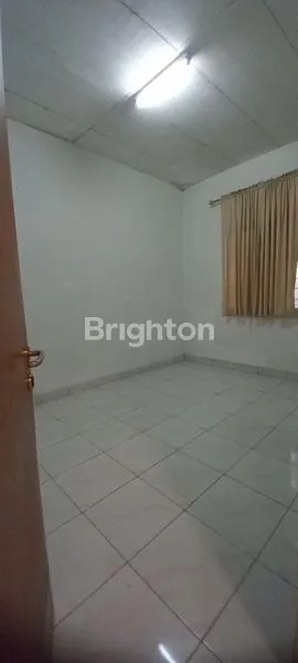 image RUMAH TERAWAT 1 LANTAI JELAMBAR (6)