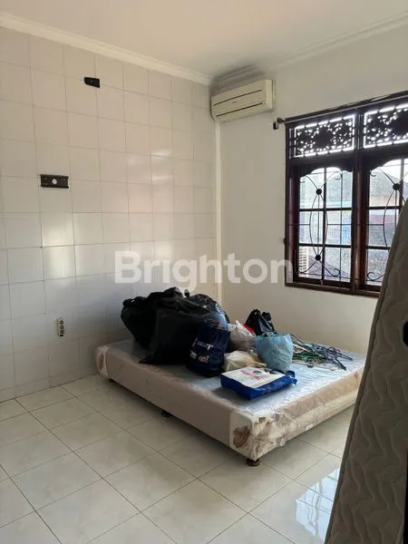 image RUMAH MEWAH DI PADANGSAMBIAN DENPASAR (7)