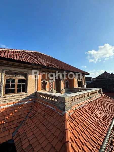 image RUMAH MEWAH DI PADANGSAMBIAN DENPASAR (2)