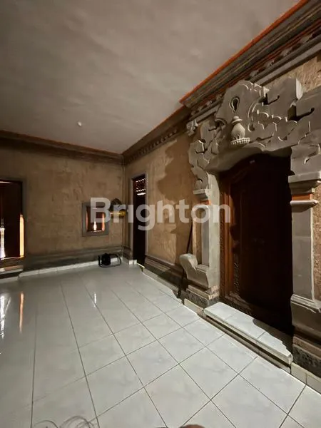 image RUMAH MEWAH DI PADANGSAMBIAN DENPASAR (8)