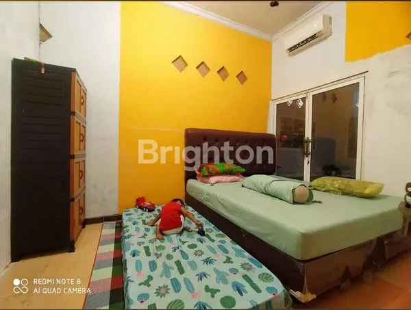 image RUMAH DENGAN KOLAM RENANG (6)