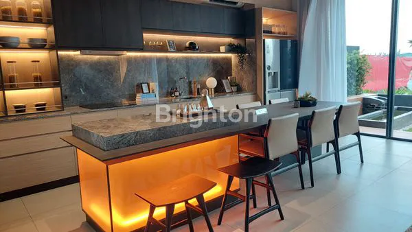 image RUMAH MEWAH DAN CANTIK HUNIAN DEKAT GADING SERPONG DEKAT TOL!! (1)