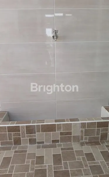 image RUMAH DENGAN ROW JALAN UTAMA 15M,RUMAH GRESS PERUMAHAN PERMATA SUKODONO RAYA FULL RENOVASI,RUMAH BARU GRES (3)