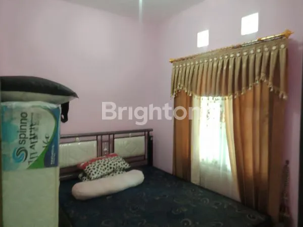 image RUMAH MINIMALIS FULL FURNISH1. MEJA & KURSI MAKAN2. MEJA & KURSI TAMU3. LEMARI ES4. BUFET5. TV6. TEMPAT TIDUR (4)