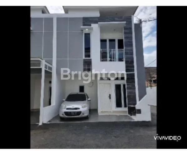 RUMAH PREMIUM 2 LANTAI DEKAT BINUS, SIAP HUNI, LOKASI STRATEGIS