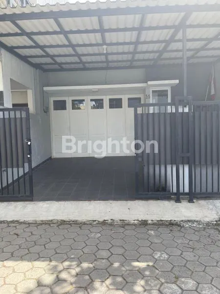 RUMAH BANGUNAN BAGUS MINIMALIS SIAP HUNI DEKAT MALL AEON  TANJUNG BARAT JAKARTA SELATAN