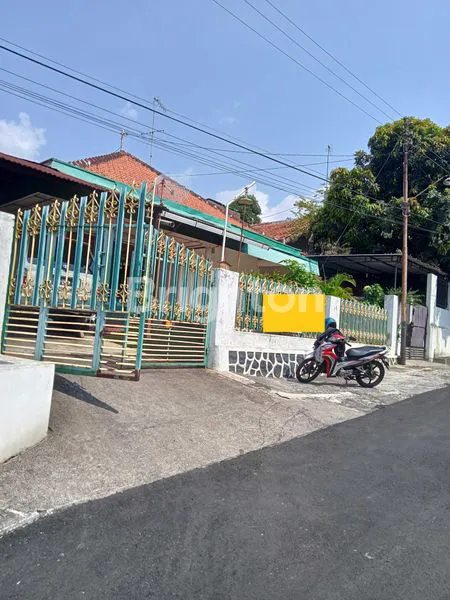 image RUMAH INDUK DAN KOS KOSAN DI SAMPANGAN (2)