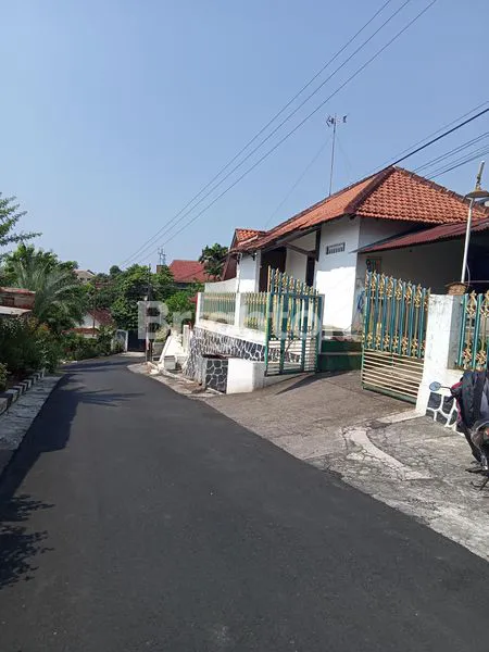 image RUMAH INDUK DAN KOS KOSAN DI SAMPANGAN (1)