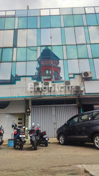 image RUKO 4 LANTAI STRATEGIS DI AREA PERKANTORAN KOMP. GOLDEN PLAZA FATMAWATI DEKAT PONDOK INDAH, DEKAT STASIUN MRT CIPETE, LOTTE MART HARGA NEGO SAMPAI DEAL (1)