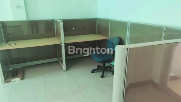 image RUKO 4 LANTAI STRATEGIS DI AREA PERKANTORAN KOMP. GOLDEN PLAZA FATMAWATI DEKAT PONDOK INDAH, DEKAT STASIUN MRT CIPETE, LOTTE MART HARGA NEGO SAMPAI DEAL (6)