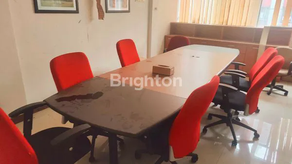 image RUKO 4 LANTAI STRATEGIS DI AREA PERKANTORAN KOMP. GOLDEN PLAZA FATMAWATI DEKAT PONDOK INDAH, DEKAT STASIUN MRT CIPETE, LOTTE MART HARGA NEGO SAMPAI DEAL (8)