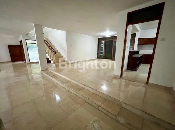 image DIJUAL DHARMAWANGSA CIPETE KEBAYORAN BARU (6)