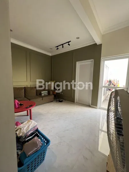 image RUMAH SIAP HUNI DI KOTA WISATA DALAM CLUSTER (8)