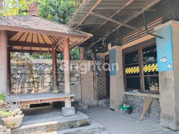 image SEGERA DIJUAL RUMAH LOKASI STRATEGIS COCOK UNTUK USAHA LOKASI RENON (5)