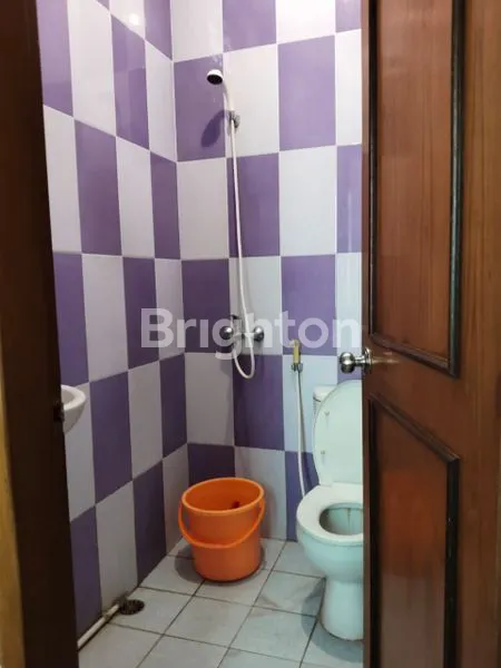 image SEGERA DIJUAL RUMAH LOKASI STRATEGIS COCOK UNTUK USAHA LOKASI RENON (7)