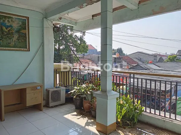 image RUMAH DIJALAN RAYA BISA UNTUK USAHA DI LEBAK BULUS (2)