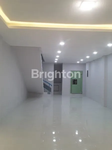 image RUKO 3,5 LANTAI INTERCON PLAZA MERUYA ILIR RAYA SRENGSENG KEMBANGAN JAKARTA BARAT (4)