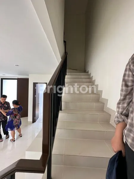 image PALING DIMINATI.MAHOGANY. SUMARECON BOGOR (5)