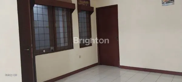 image DISEWAKAN HUNIAN DALAM PERUMAHAN AMAN NYAMAN LOKASI STRATEGIS  (2)