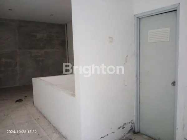 image RUKO PAMULARSIH RAYA PARKIR LUAS (4)