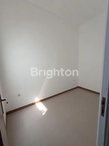 image RUMAH BARU 2 LANTAI, LOKASI DEKAT RAYA KENJERAN (6)