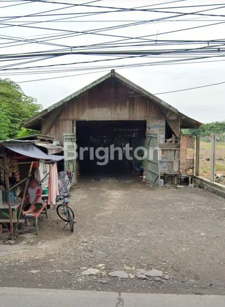 TANAH DI JALAN RAYA PAKAL