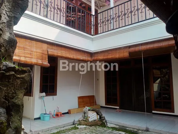 image RUMAH KERTAJAYA INDAH SURABAYA (5)