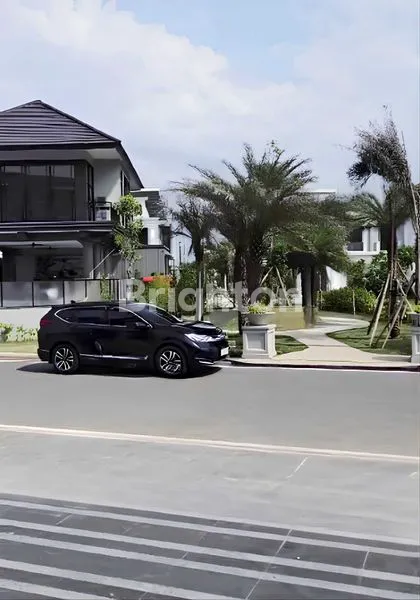 image JARANG DAPAT !! RUMAH BARU CITRALAND HELVETIA. LEBAR 10 METER. SIAP HUNI SESUAI BAWAAN DEVELOPER. HEMAT S/D 30% (3)