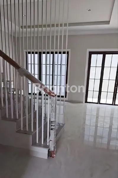 image JARANG DAPAT !! RUMAH BARU CITRALAND HELVETIA. LEBAR 10 METER. SIAP HUNI SESUAI BAWAAN DEVELOPER. HEMAT S/D 30% (5)