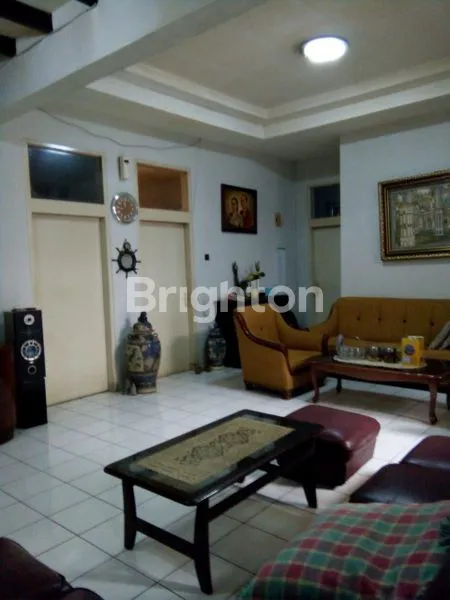 image RUMAH SIAP HUNI DI JL RAYA MARGAHAYAYU RAYA SOEKARNO HATTA-CIWASTRA. (5)