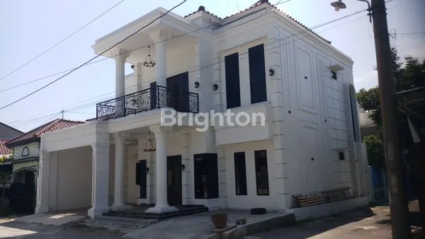 image RUMAH BARU CLASIC MODERN MEWAH DEKAT RUMAH PAK JOKOWI (1)