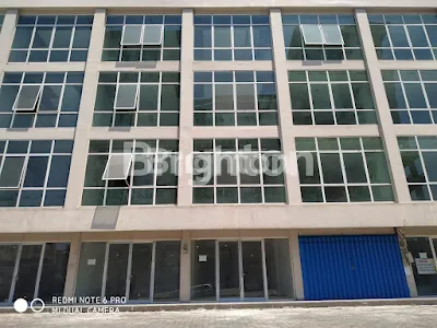 image RUKO 4 LANTAIDI ROYAL BUSINESS, HADAP JALAN RAYA, DKT BANDARA JUANDA, SELANGKAH KE EXIT TOL TAMBAK SUMUR (1)