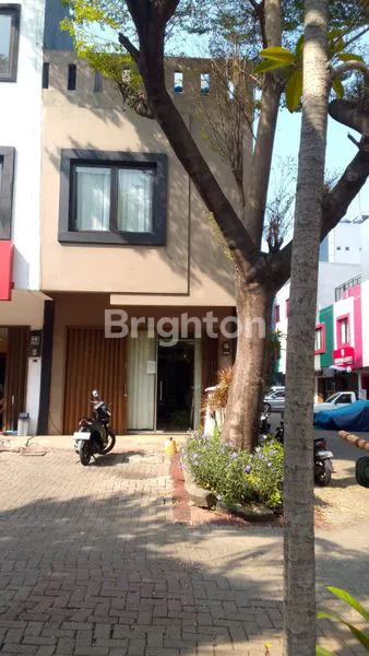 image RUKO STRATEGIS SIAP USAHA DEKAT STASIUN MRT FATMAWATI (1)