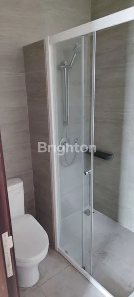 image RUMAH MINIMALIS CLUSTER SCARLET PIK 2 (3)