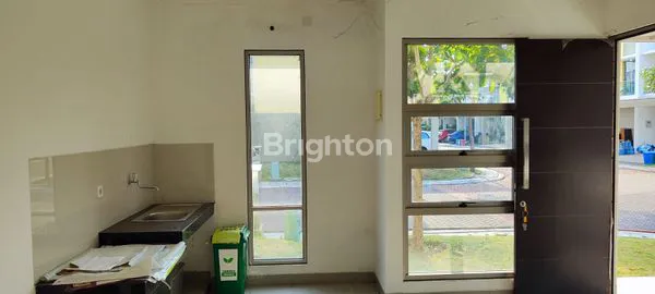 image RUMAH MINIMALIS CLUSTER SCARLET PIK 2 (2)